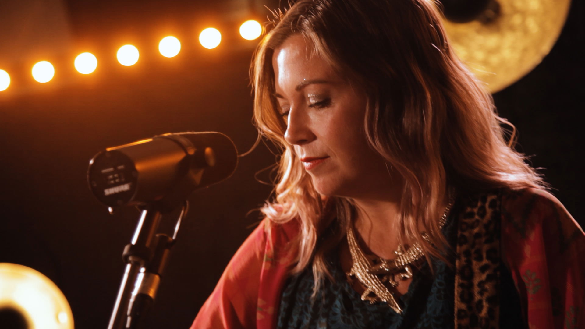 Heidi Peach video live band 